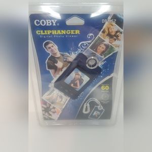 Colby Cliphanger Digital Photo Viewer DP-152 With Lanyard & Buckle